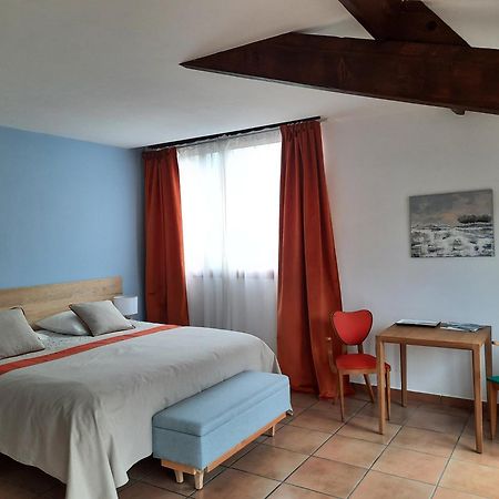 Le Clos Des Chenes Lagarde-Pareol Bagian luar foto