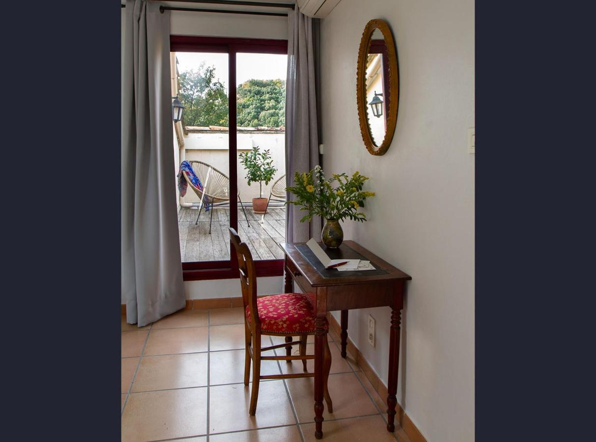 Le Clos Des Chenes Lagarde-Pareol Bagian luar foto